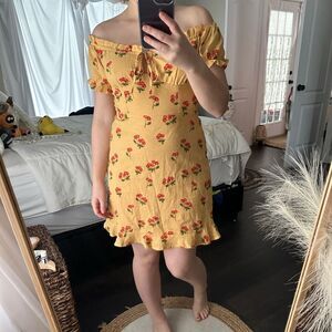 Urban Outfitters Women’s Small Magpie Yellow Cherry Mini Dress Puff Sleeves